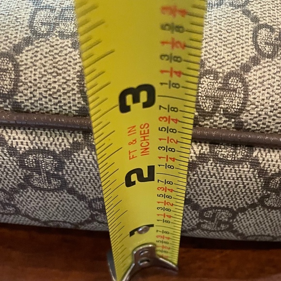 Authentic vintaged gucci camera bag - Picture 15 of 15